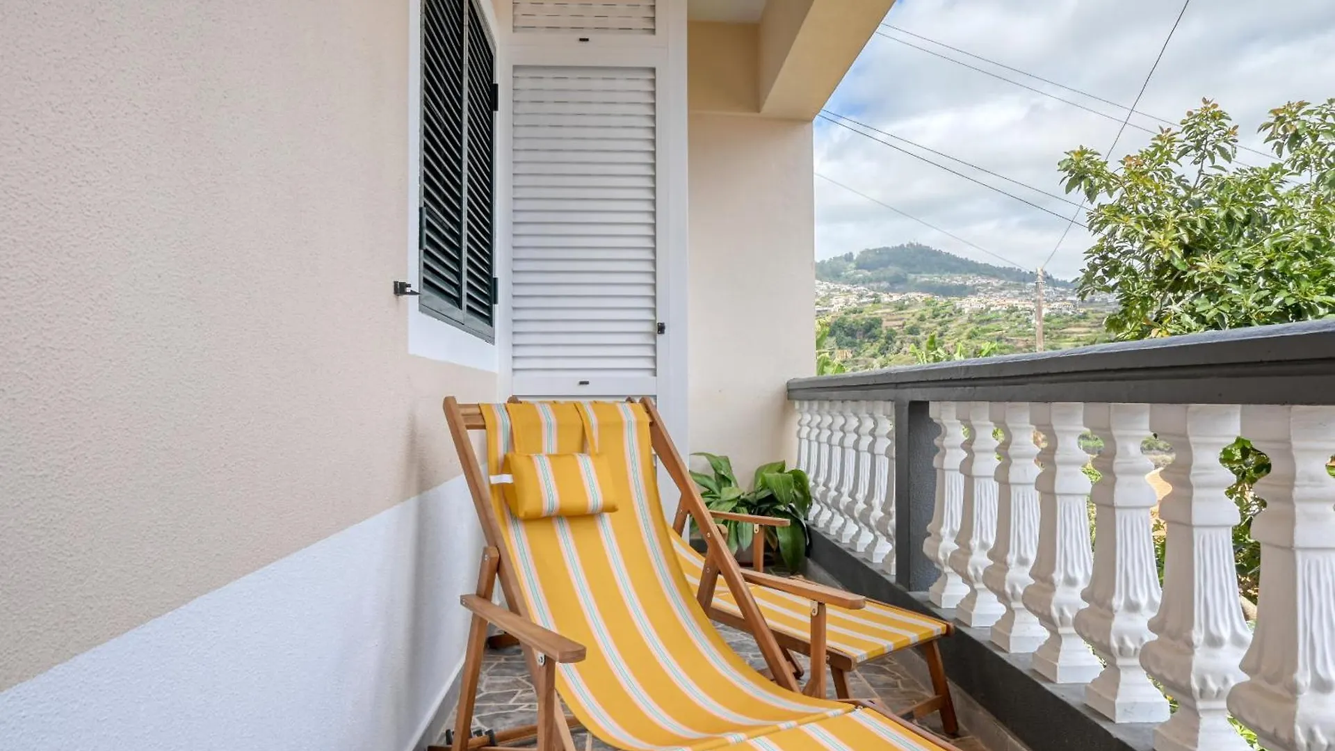 דירה קלייטה Vale Dos Amores, A Home In Madeira