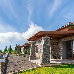 Rochão Village By Rent2u, Lda Calheta (Madeira)